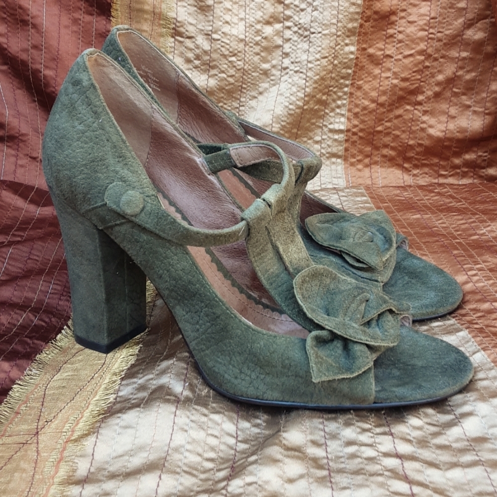 Miss Albright Anthropologie Colette Green Suede Open Toe Heel.